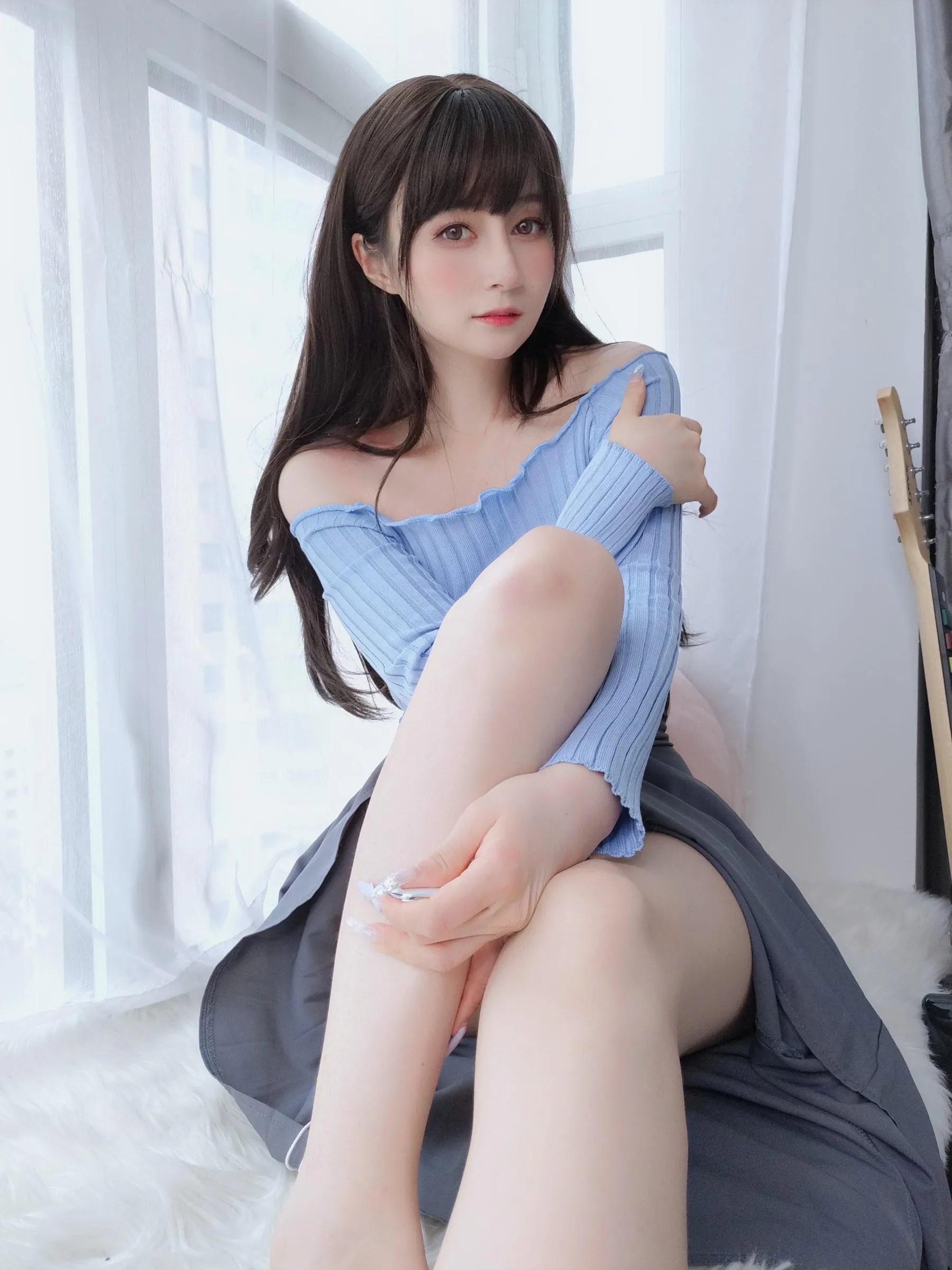 白银81 – 自撮 Vol.59 吉他妹妹 [166P]插图2